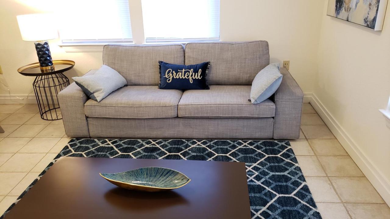 Modern House Minutes From Downtown Gainesville, Uf, Va & More! Bagian luar foto