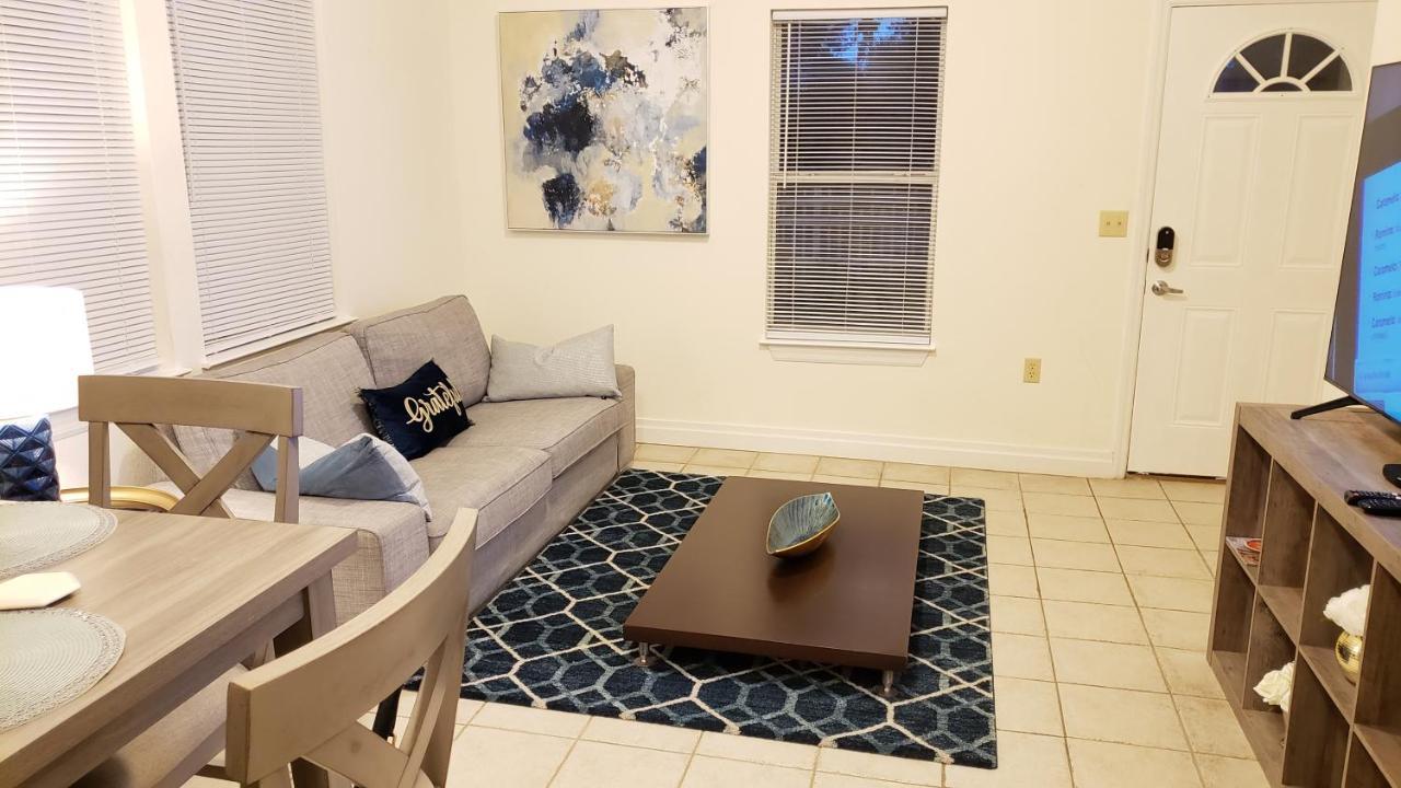 Modern House Minutes From Downtown Gainesville, Uf, Va & More! Bagian luar foto
