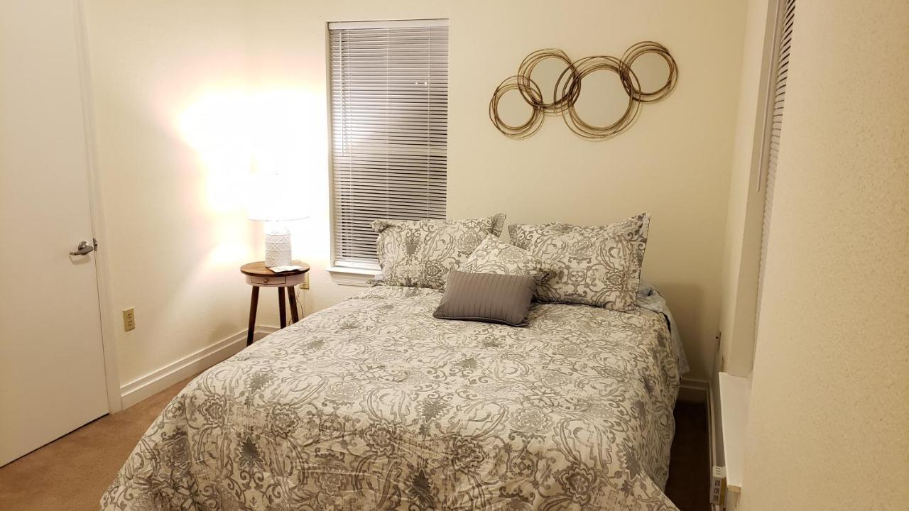 Modern House Minutes From Downtown Gainesville, Uf, Va & More! Bagian luar foto